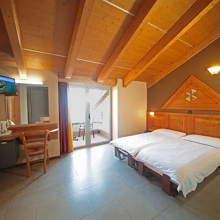 Hotel Smeraldo 3*