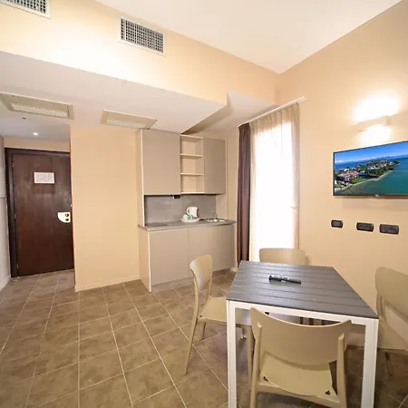 Hotel Smeraldo 3*