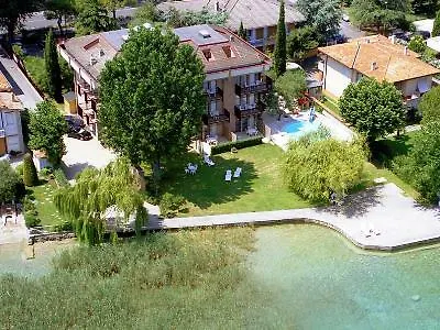 Smeraldo Hotel 3*