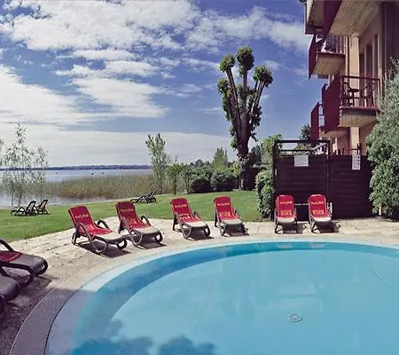 Smeraldo 3* Sirmione