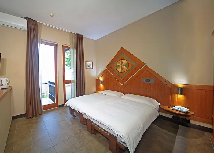 Smeraldo Hotel 3*