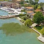 Smeraldo Отель