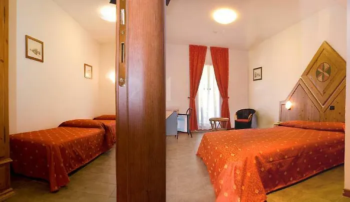 Ξενοδοχείο Smeraldo Σιρμιόνε