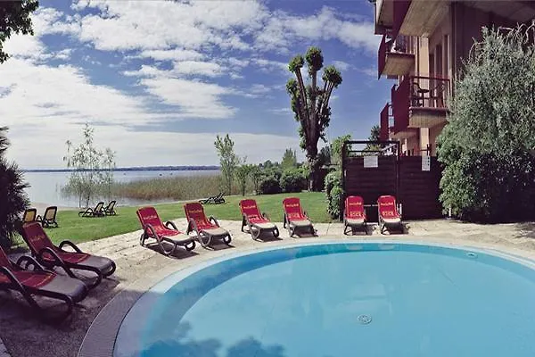 Smeraldo 3* Σιρμιόνε